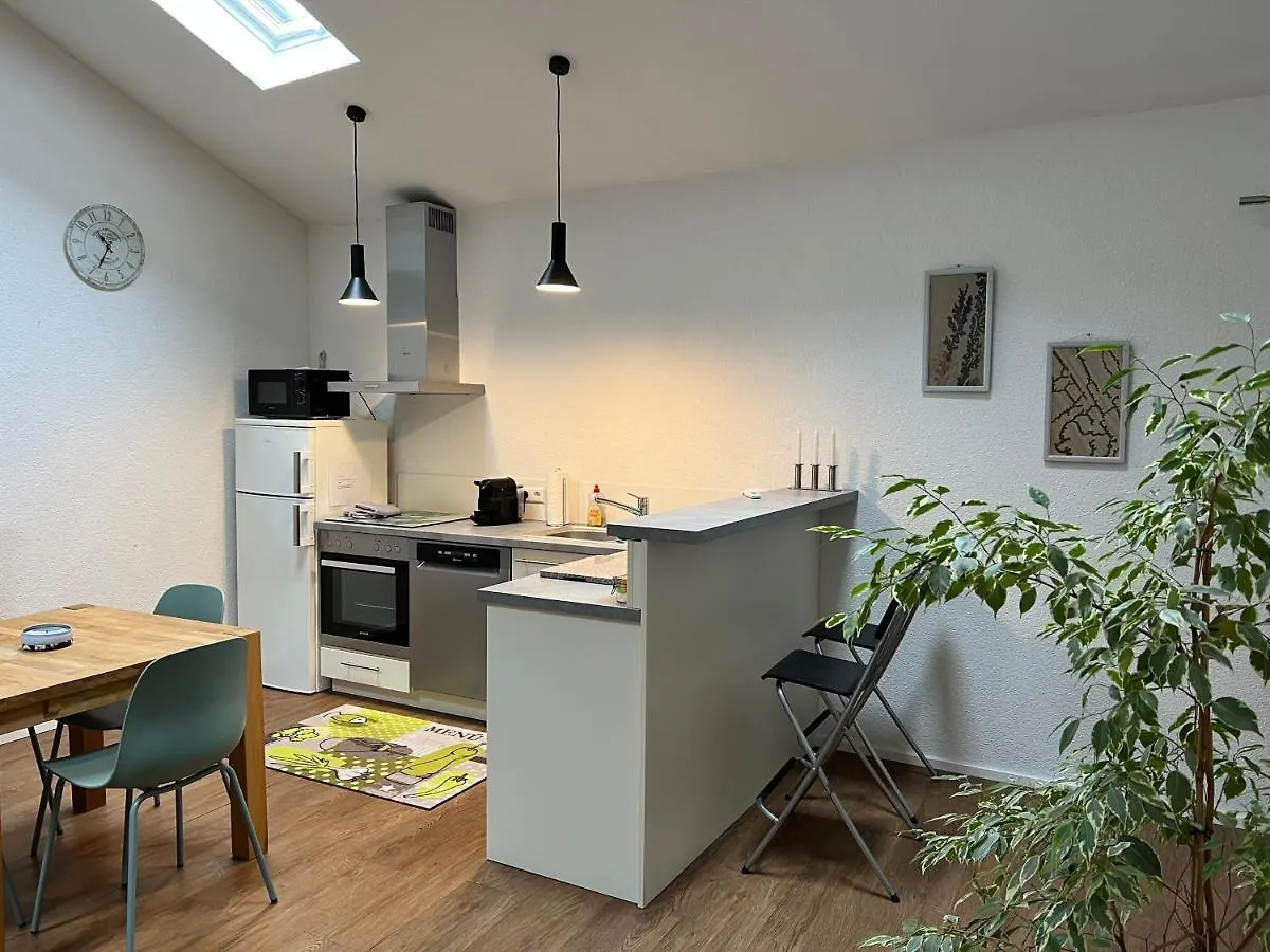 2 Zi-Apartment Fauser Echterdingen-Messe Leinfelden-Echterdingen 0*,